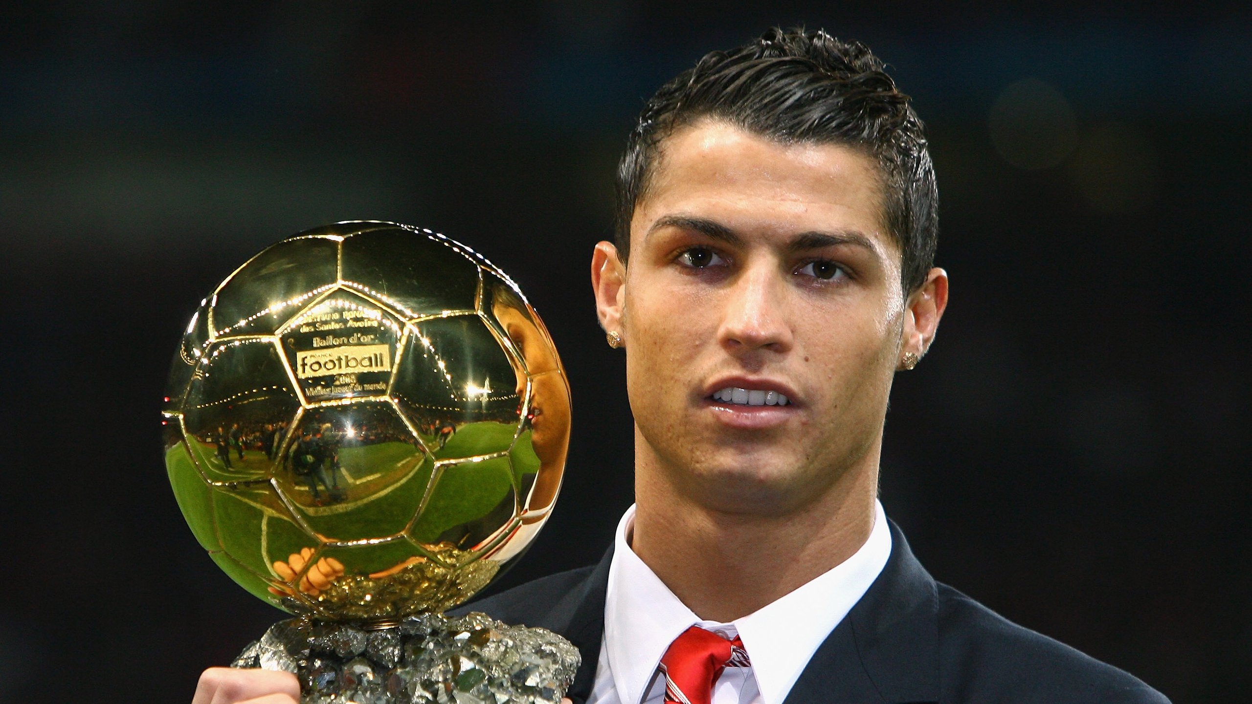 世界杯“门线技术”大获成功 欧冠考虑扩大至更多定位球场景