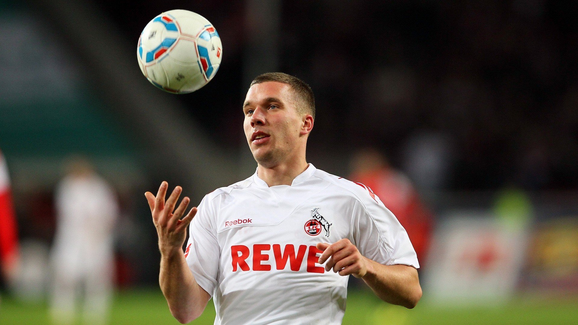 综合体育系“校园十佳运动员选拔赛”成关注焦点